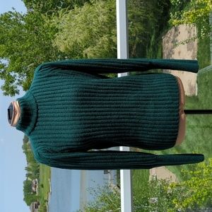 Wayf green ribbed mock neck sweater L